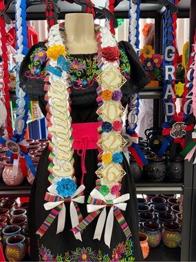 MEXICANA Multicolor Ribbon Graduation Lei with White Accents